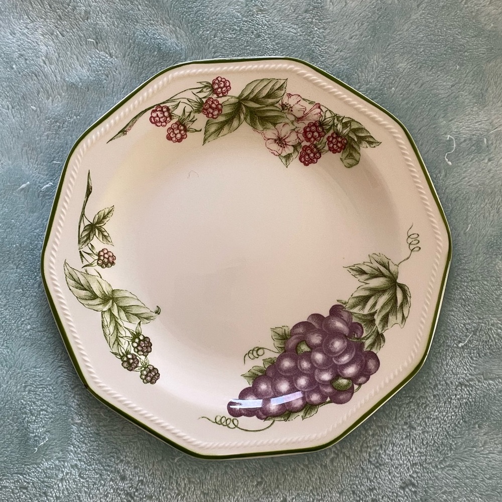 Churchill Dishes